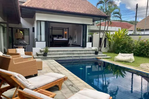 Villa in Phuket, Thailand 2 bedrooms № 169253 - photo 3