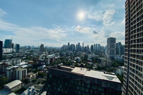 Studio in the Condo in Khlong Toei, Bangkok, Thailand  № 169254 - photo 11