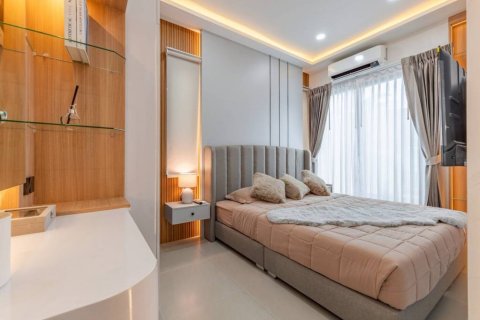 Villa in Pattaya, Thailand 3 bedrooms № 146794 - photo 10