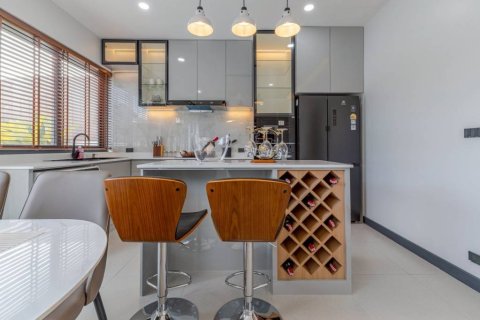 Villa in Pattaya, Thailand 3 bedrooms № 146794 - photo 6