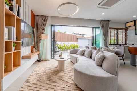 Villa in Pattaya, Thailand 3 bedrooms № 146794 - photo 3