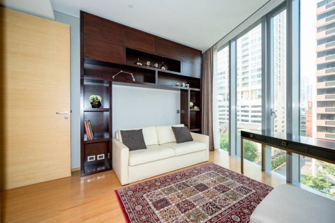 Condo in Bangkok, Thailand, 2 bedrooms  № 146796 - photo 4