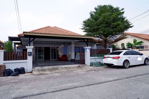House in Pattaya, Thailand 2 bedrooms № 197021