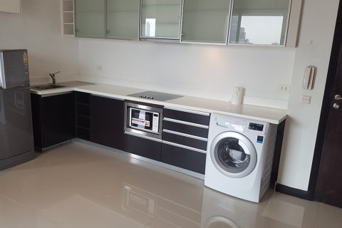 Кондоминиум с 2 спальнями в Бангкоке, Таиланд № 144030 - фото 10