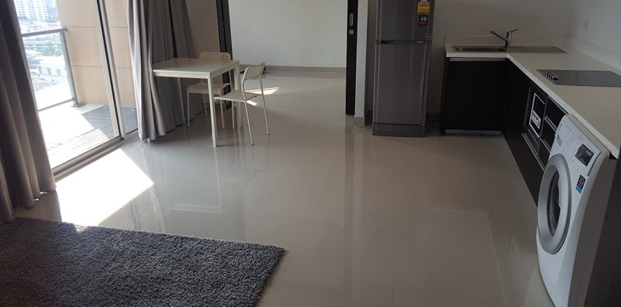 Кондоминиум с 2 спальнями в Бангкоке, Таиланд № 144030