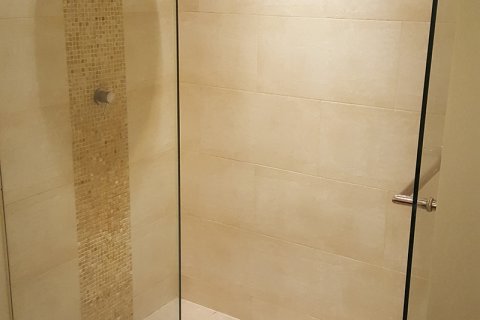 Кондоминиум с 2 спальнями в Бангкоке, Таиланд № 144030 - фото 4