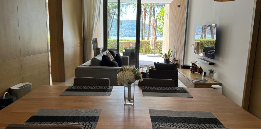 Studio in the Condo in Kathu, Thailand  № 147353