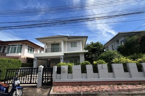 Вилла в Паттайе, Таиланд с 3 спальнями  № 146039 - фото 1