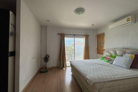 Вилла в Паттайе, Таиланд с 3 спальнями  № 146039 - фото 12