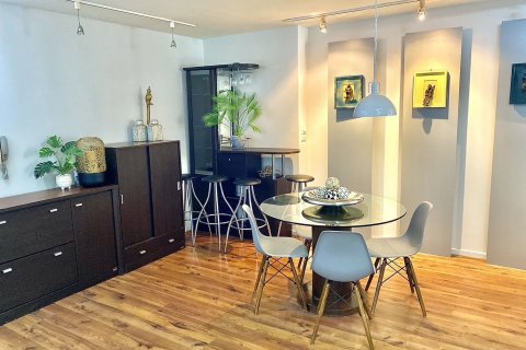 Condo à Yan Nawa, Bangkok, Thaïlande, 3 chambres  № 146036 - photo 2