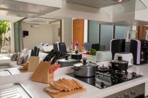 Villa in Phuket, Thailand 4 bedrooms № 145465 - photo 6