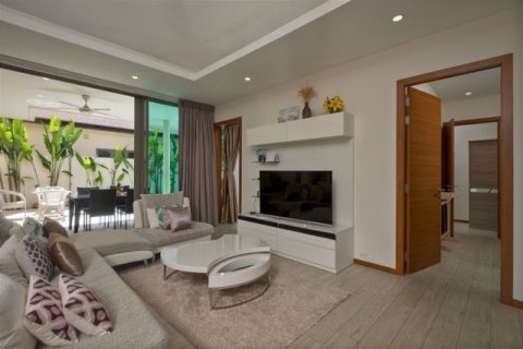 Villa in Phuket, Thailand 4 bedrooms № 145465 - photo 7