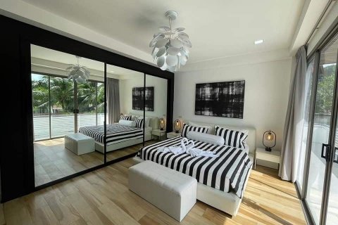 Вилла в Кату, Таиланд с 4 спальнями  № 135822 - фото 12