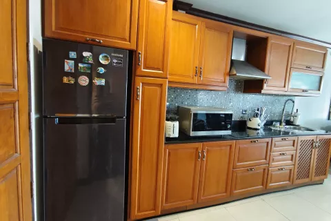 Studio dans le Condo à Pattaya, Thaïlande  № 135827 - photo 11