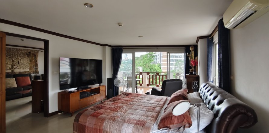 Studio dans le Condo à Pattaya, Thaïlande  № 135827