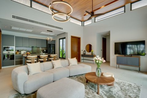 Villa in Phuket, Thailand 3 bedrooms № 171113 - photo 28