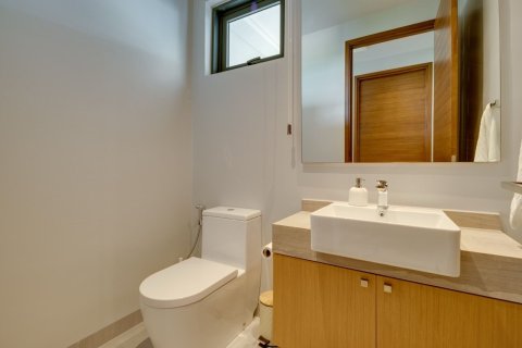Villa in Phuket, Thailand 3 bedrooms № 171113 - photo 19