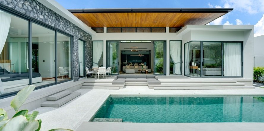 Villa in Phuket, Thailand 3 bedrooms № 171113