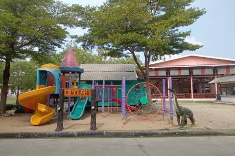 Propriété commerciale à Samut Prakan, Thaïlande № 171109 - photo 4