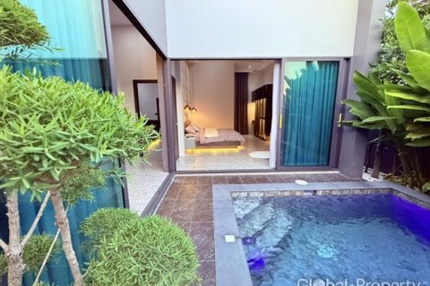 House in Pattaya, Thailand 4 bedrooms № 153979 - photo 3