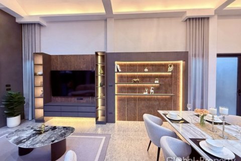 House in Pattaya, Thailand 4 bedrooms № 153979 - photo 13