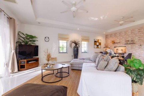 Вилла в Хуа Хине, Таиланд с 3 спальнями  № 153982 - фото 3