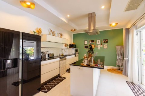 Вилла в Хуа Хине, Таиланд с 3 спальнями  № 153982 - фото 10