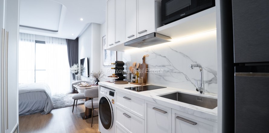 Studio dans le Condo à Pattaya, Thaïlande  № 153977