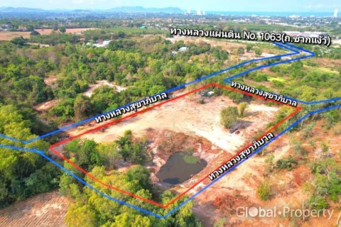 Land in Pattaya, Thailand № 153980 - photo 1