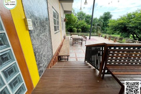 Дом в Уттарадите, Таиланд с 4 спальнями  № 155930 - фото 3