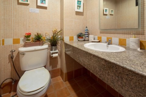 Кондоминиум с 2 спальнями в Ян Наве, Бангкок, Таиланд № 155927 - фото 5