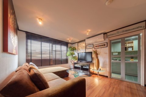 Кондоминиум с 2 спальнями в Ян Наве, Бангкок, Таиланд № 155927 - фото 2