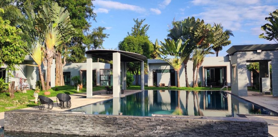 Отель в Ханг Донге, Таиланд  № 155928