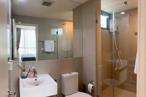 Кондоминиум с 2 спальнями в Кханнаяу, Бангкок, Таиланд № 138193 - фото 7