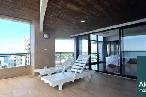 Condominio de 3 dormitorios en Pattaya, Tailandia № 211484 - foto 10