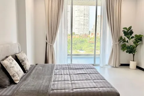 Condominio de 2 dormitorios en Jomtien Beach, Pattaya, Tailandia № 211485 - foto 27