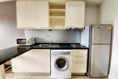 Studio dans le Condo à Sathon, Bangkok, Thaïlande № 142697 - photo 2