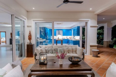 Вилла в Хуа Хине, Таиланд с 4 спальнями  № 114201 - фото 10