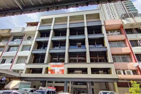 Commercial property in Bangkok, Thailand 1800 sq.m. № 114203 - photo 1