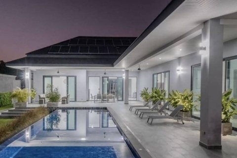 Вилла в Ча-аме, Таиланд с 5 спальнями  № 114200 - фото 2
