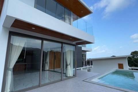 Villa in Ko Samui, Thailand 4 bedrooms № 114204 - photo 1