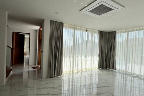 Villa in Ko Samui, Thailand 4 bedrooms № 114204 - photo 7