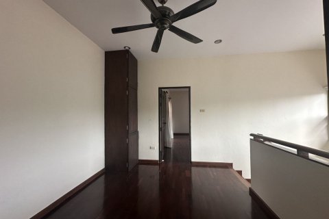 Villa in Hua Hin, Thailand 4 bedrooms № 168953 - photo 12