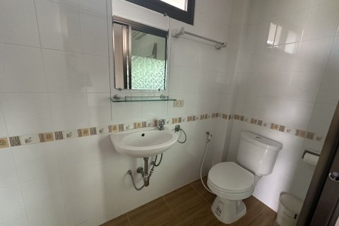 Villa in Hua Hin, Thailand 4 bedrooms № 168953 - photo 16