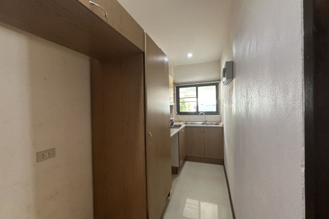 Villa in Hua Hin, Thailand 4 bedrooms № 168953 - photo 10