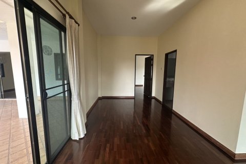 Villa in Hua Hin, Thailand 4 bedrooms № 168953 - photo 14