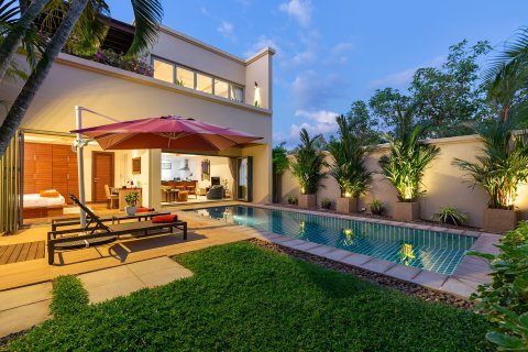 Villa in Phuket, Thailand 2 bedrooms № 167443
