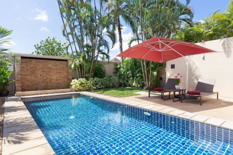 Villa in Phuket, Thailand 2 bedrooms № 167443 - photo 21