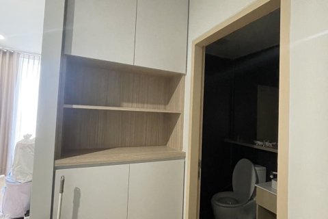 Студия в кондо в Пхракханонге, Бангкок, Таиланд № 167447 - фото 4