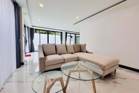 Villa in Pattaya, Thailand 5 bedrooms № 169605 - photo 18